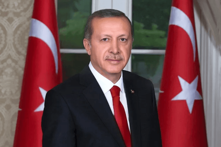 Cumhurbaşkanı Erdoğan'dan bayramda Filistin’e selam, ekonomide kararlılık, muhalefete mesaj ve