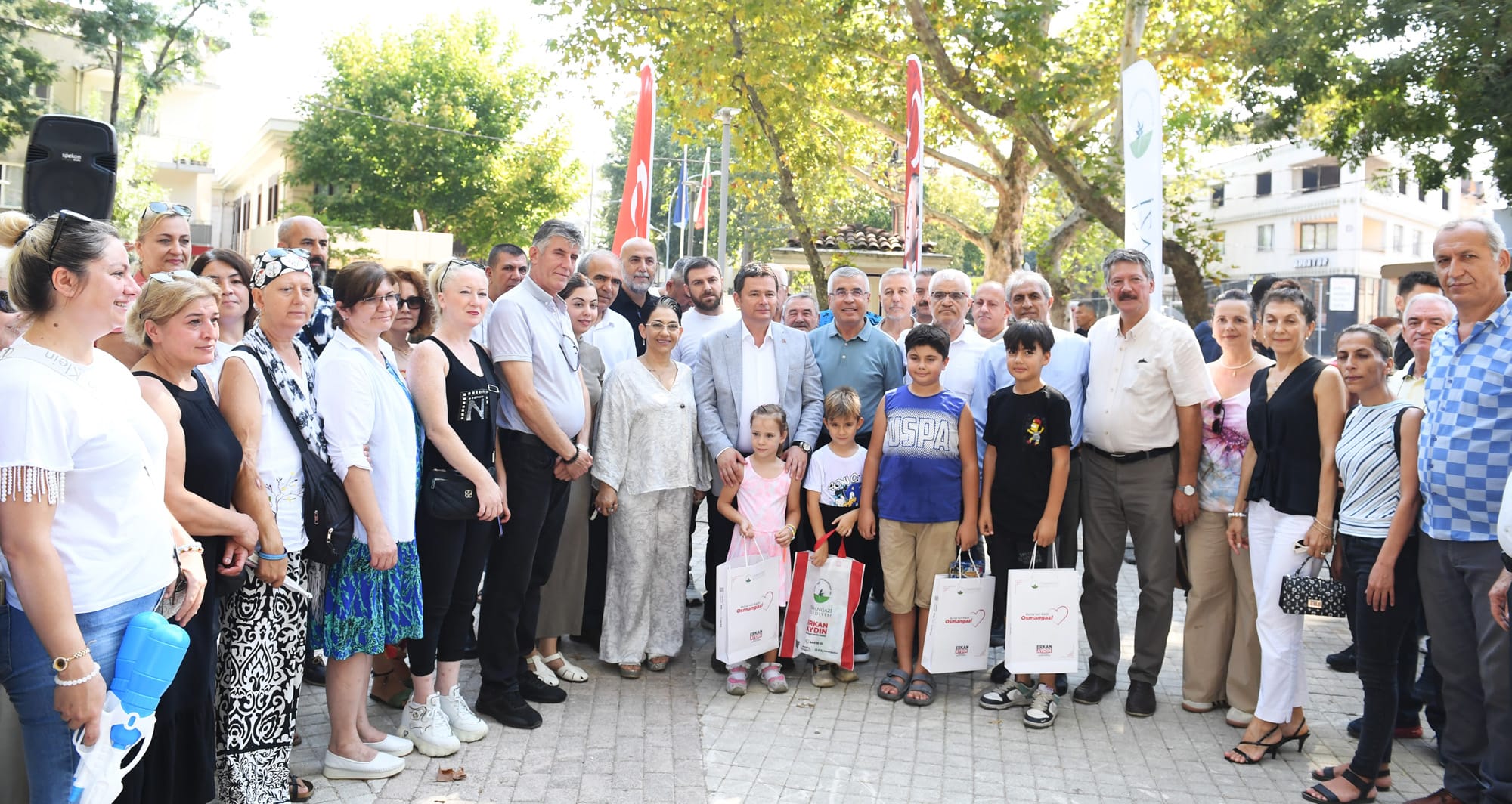 Osmangazi Belediye Başkanı Erkan Aydın, 5 mahallede imar planlarının yürürlüğe