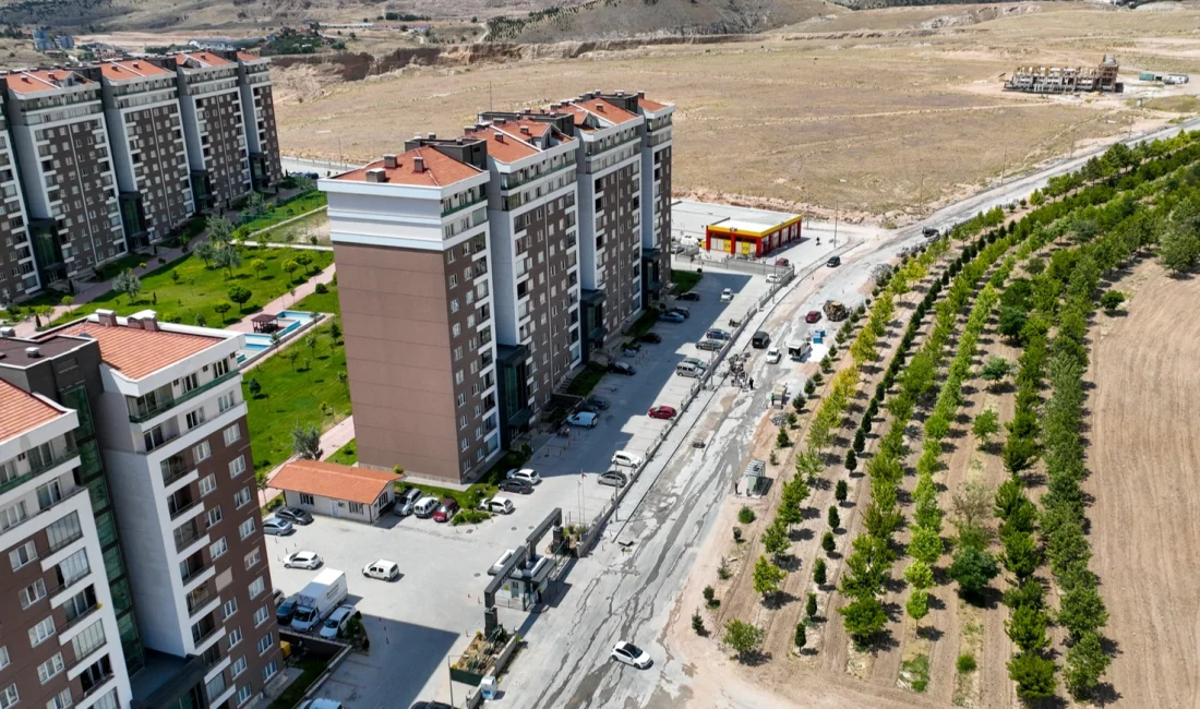 Konya Selçuklu, mahallelere değer katan dokunuşlara devam ediyor Konya Selçuklu Belediyesi, fiziki belediyecilik çalışmalarıyla şehre değer katmaya devam ediyor.