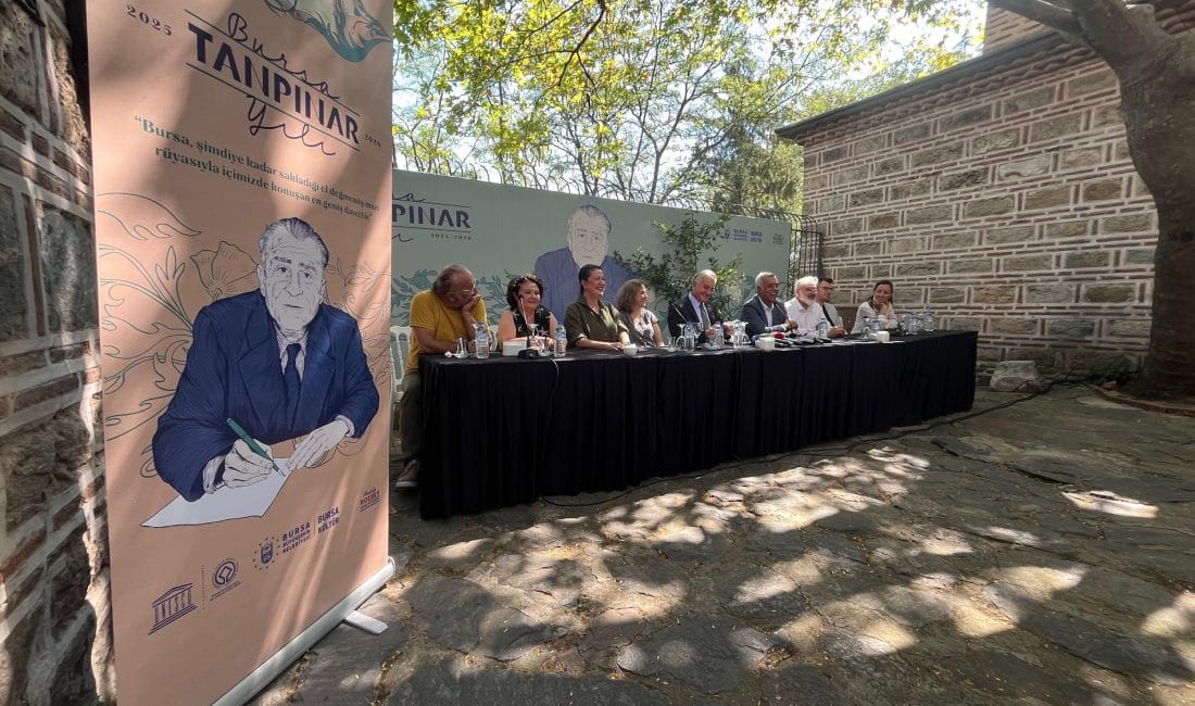 Bursa Edebiyatın Kalbi Oluyor! Geçtiğimiz yılı, memleket şairi Nâzım Hikmet’e adayarak anısını yaşatmak adına