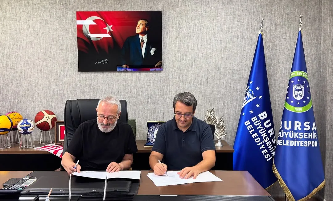Bursa Büyükşehir Belediyespor’a forma sponsoru Ortosporlab oldu Bursa Büyükşehir Belediyespor, yeni sezonda forma sponsoru olarak Ortosporlab ile