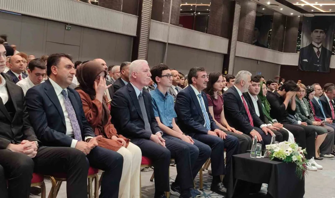 Cumhurbaşkanı Yardımcısı Cevdet Yılmaz, modern teknolojilerle gerçekleştirilen trajediler ve burs