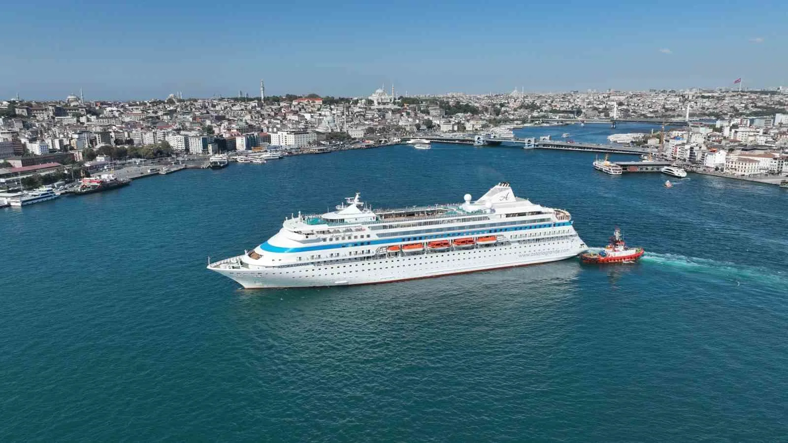 193 metre uzunluğundaki Astoria Grande, Samsun’dan başladığı seferini tamamlayarak İstanbul