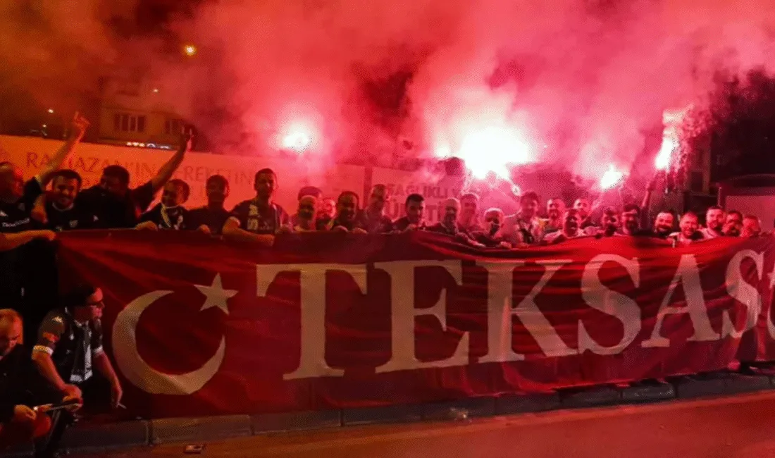 Bursaspor Yeni Malatyaspor deplasmanına TEKSAS yazılı formayla çıkacak Bursaspor Başkanı Enes Çelik, göğüs sponsoru konusunda henüz anlaşma sağlanmadığını,