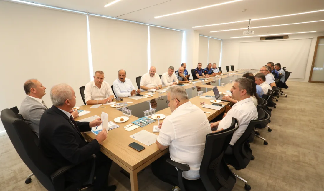 Bursa’nın ormanları denetim altında Bursa Büyükşehir Belediyesi’nin koordinasyonunda 17 ilçe zabıta müdürlüklerinin katılımıyla düzenlenen
