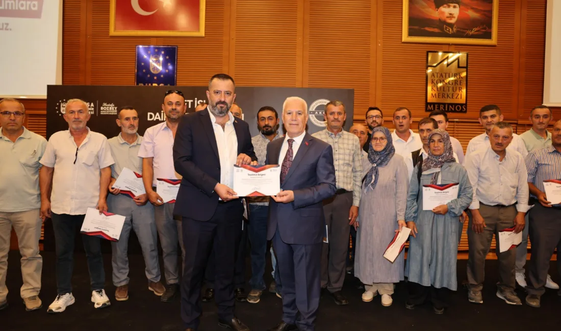 Alev savaşçılarına özel teşekkür Bursa Büyükşehir Belediye Başkanı Mustafa Bozbey, kentin farklı noktalarında meydana