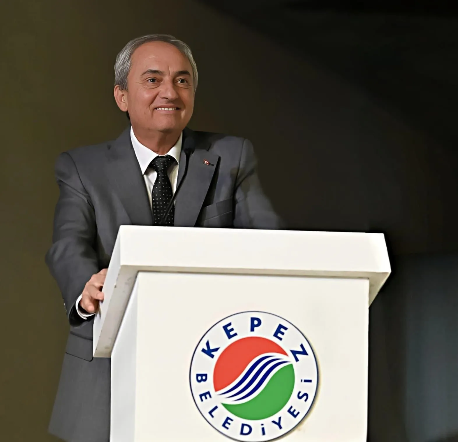 Kepez Belediye Başkanı Mesut Kocagöz, 1,5 yılda 46 projeyi hayata