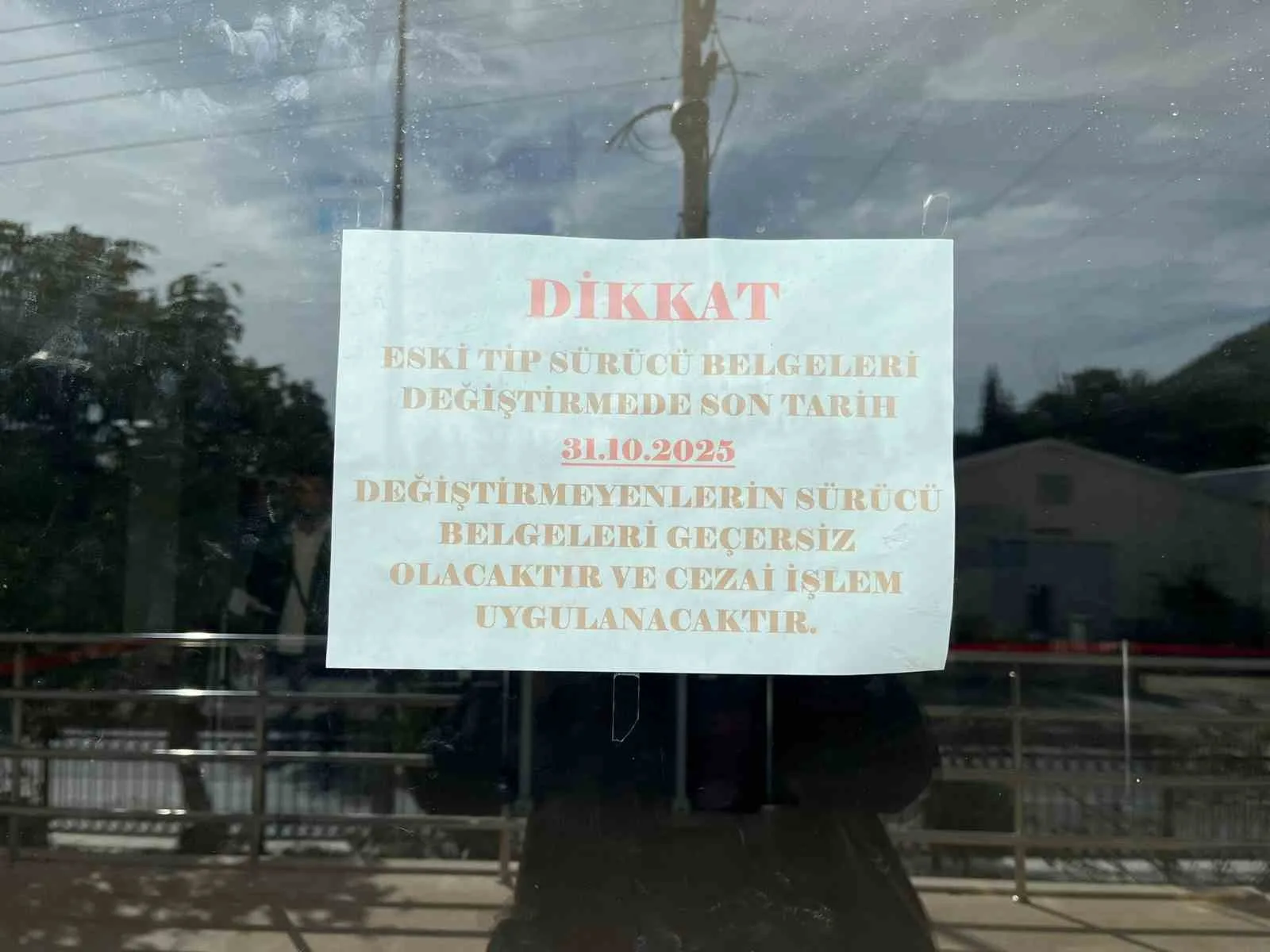 Menteşe’de eski tip sürücü belgelerinin yenilenmesi için son gün olmasına