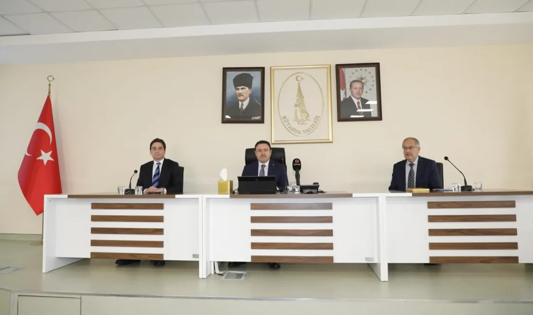 Kütahya’da 2025 yatırım programında 237 proje tamamlandı, 242 proje sürüyor Kütahya’da 2025 yılı yatırım programı kapsamında yürütülen 609 projeden 237’si