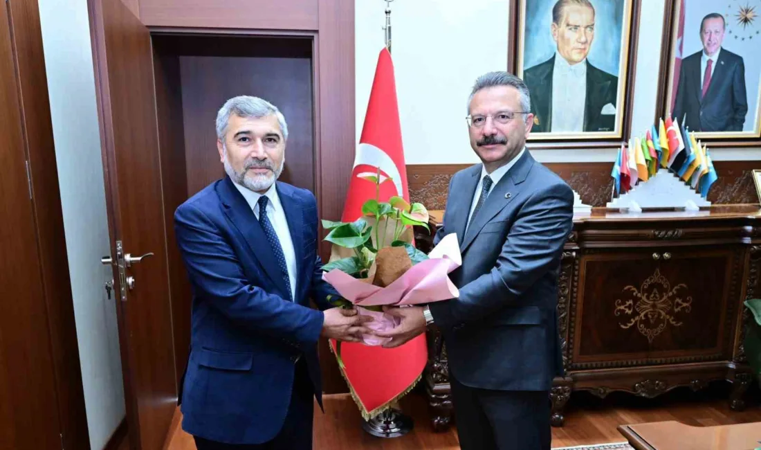 Eskişehir Valisi Hüseyin Aksoy, İl Müftüsü Muharrem Gül’ü kabul ederek