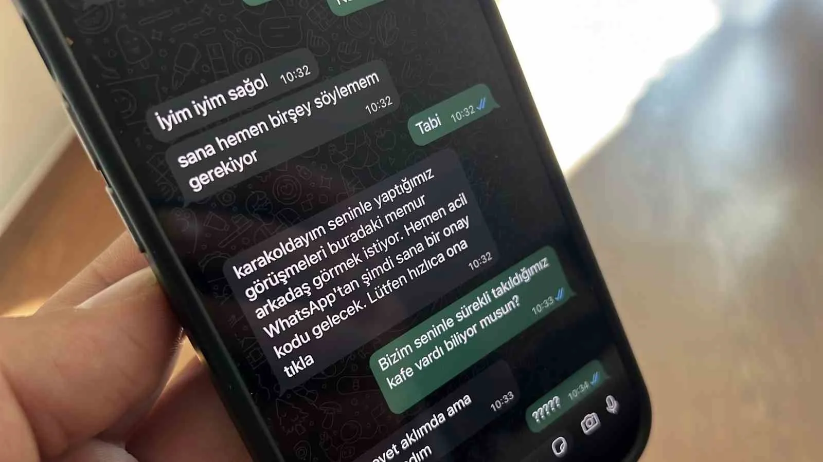 Sosyal medyada paylaşılan aile fotoğrafları dolandırıcılar tarafından profil resmi yapılarak