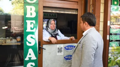 Osmangazi Belediye Başkanı Erkan Aydın, Cuma ziyaretleri kapsamında Tahtakale Mahallesi’ni