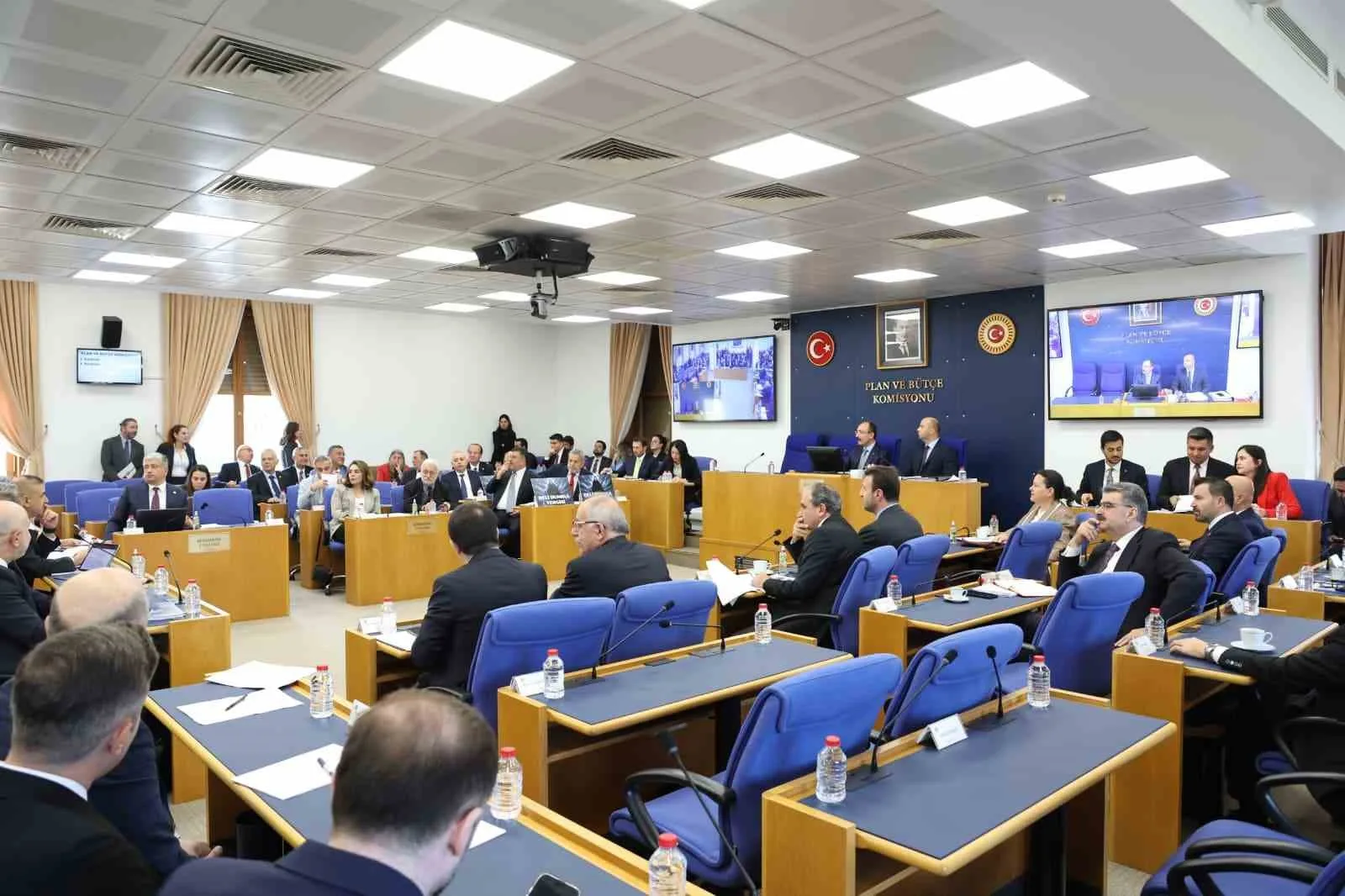 AK Parti milletvekillerinin hazırladığı 36 maddelik vergi düzenlemesi teklifi TBMM