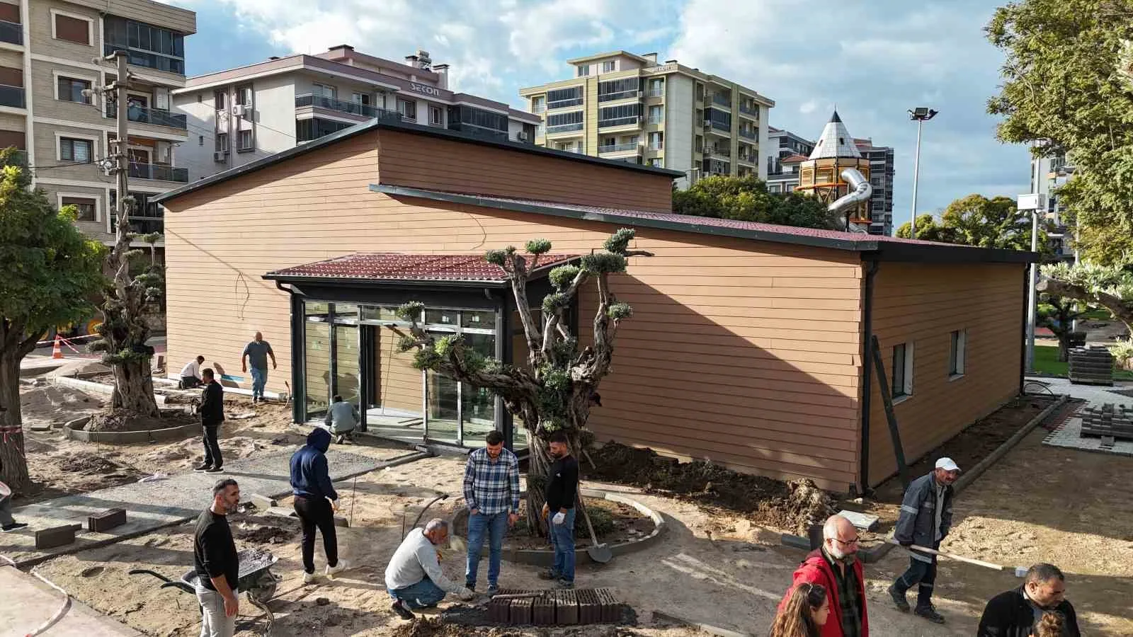 Menemen Belediyesi’nin 270 derecelik gösterim teknolojisiyle hazırladığı Dijital Deneyim Merkezi,