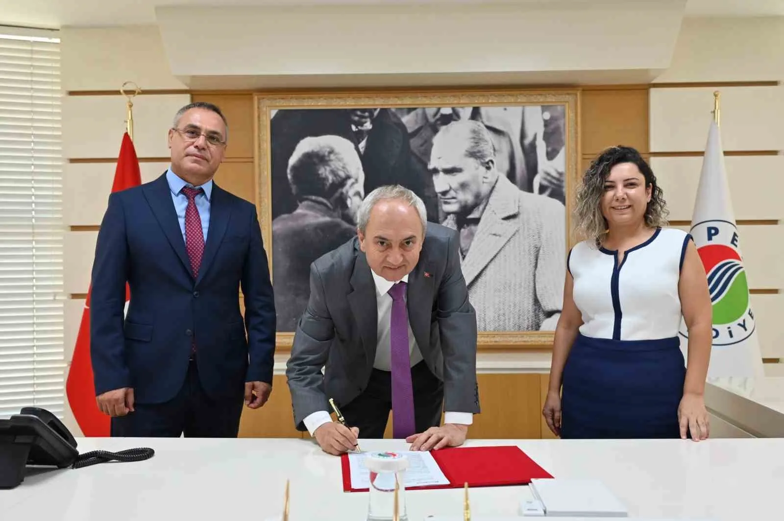 Kepez Belediyesi, memur ve kadrolu işçilere 96 bin TL, belediye