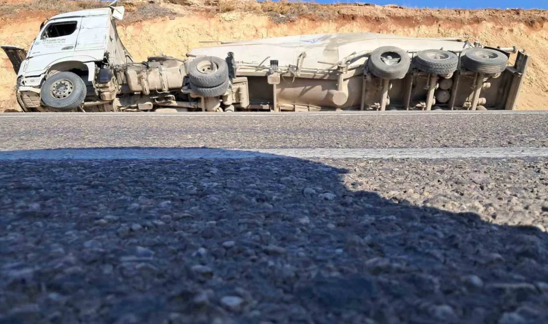 Kilis-Hatay yolunda zincirleme kaza Kilis-Hatay kara yolunda kamyon, tır ve beton mikserinin çarpıştığı kazada