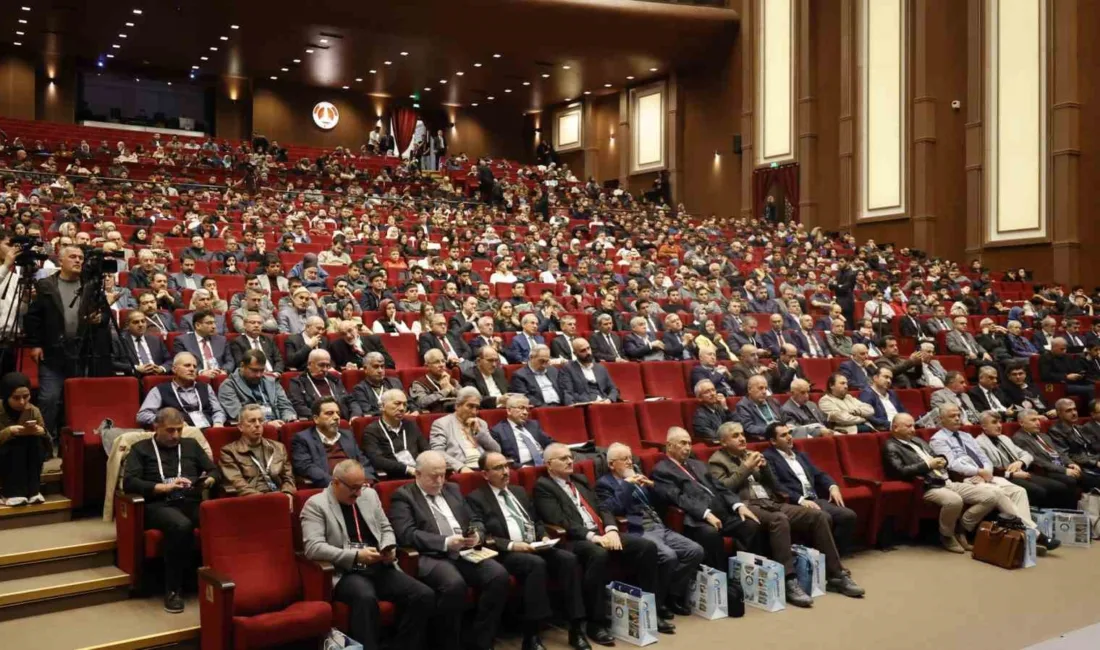 Gaziantep’te düzenlenen IX. Uluslararası Bilimler Işığında Yaratılış Kongresi’nde bilim ile