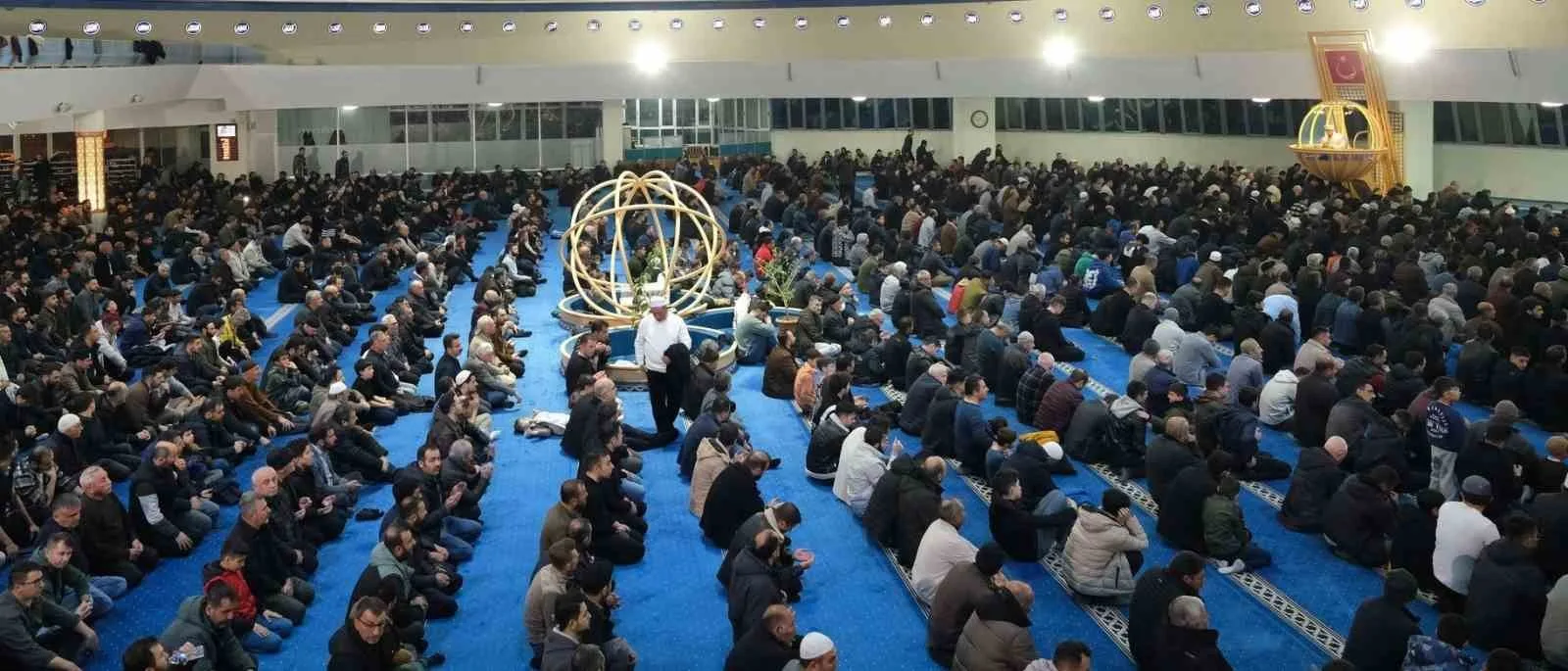 Diyanet İşleri Başkanlığı’nın bu haftaki Cuma hutbesinde şiddetin hiçbir gerekçeyle