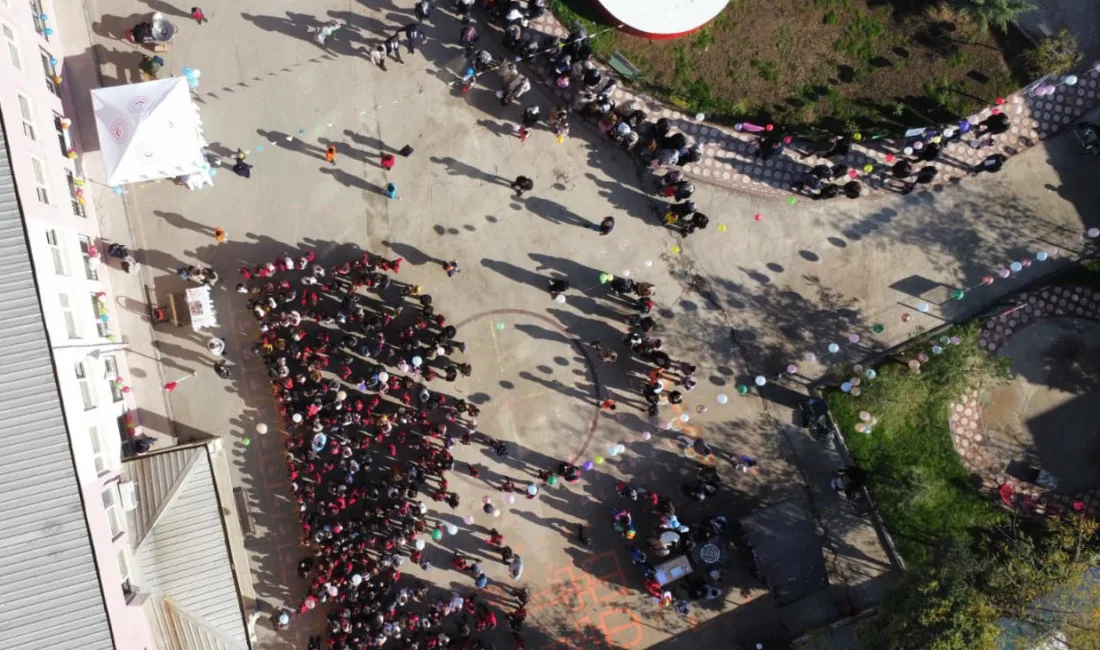 Kayabağlar’da Dünya Çocuk Hakları Günü coşkuyla kutlandı Siirt’in Kurtalan ilçesine bağlı Kayabağlar beldesinde 20 Kasım Dünya Çocuk