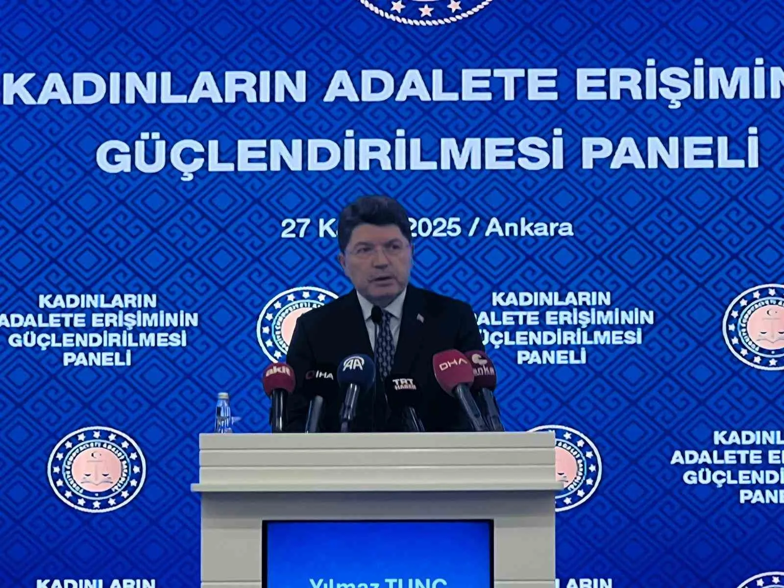 Adalet Bakanı Yılmaz Tunç, Ankara’daki panelde kadınların adalete erişiminin güçlendirilmesine