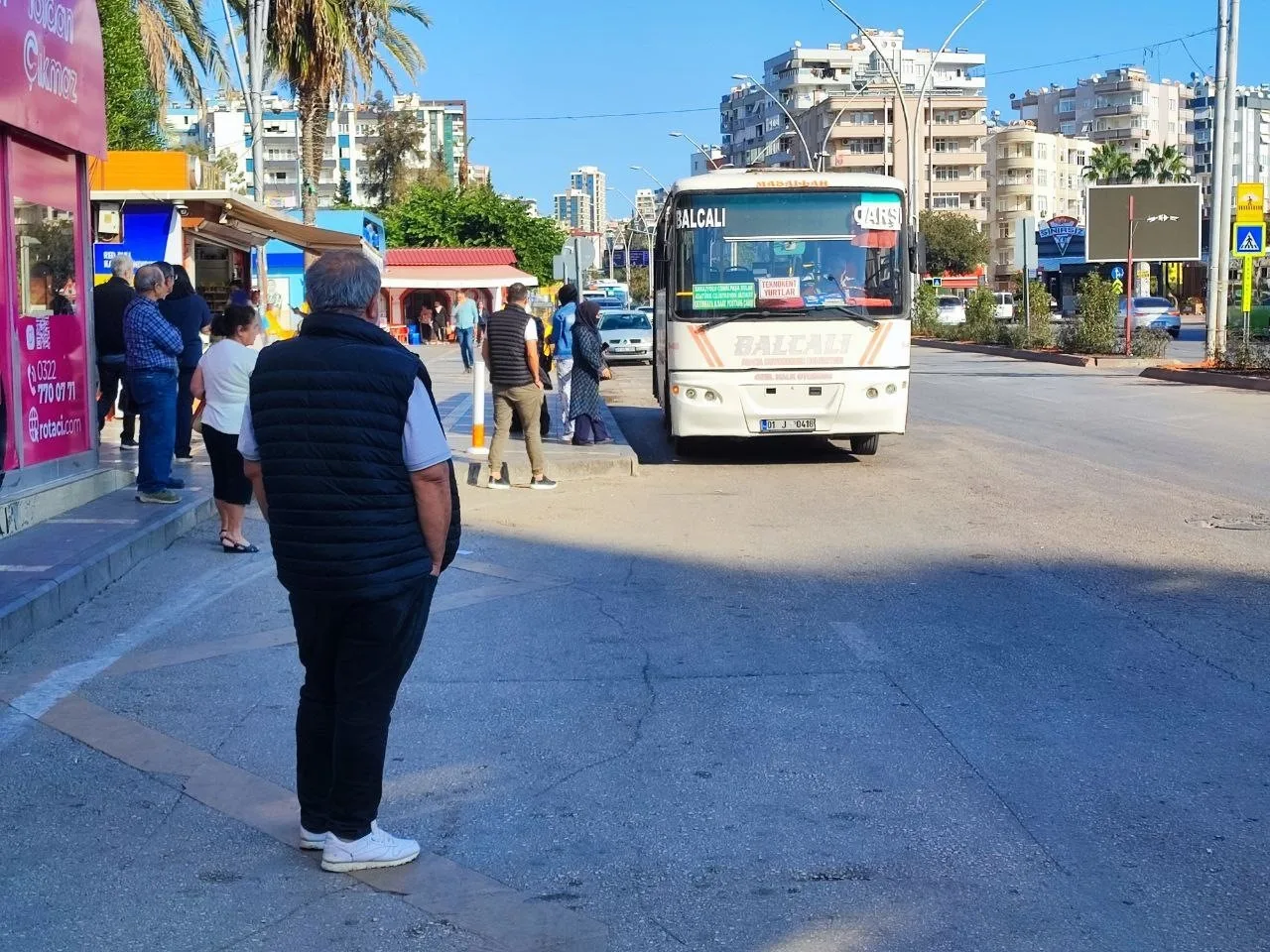 Adana’da 1 Kasım itibarıyla geçerli olan yeni toplu taşıma tarifesi,