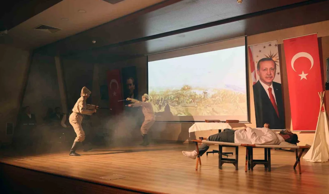 Talas’ta Mehmet Akif Ersoy sanatla anıldı Talas Belediyesi, İstiklal Marşı şairi Mehmet Akif Ersoy’u vefatının 89.