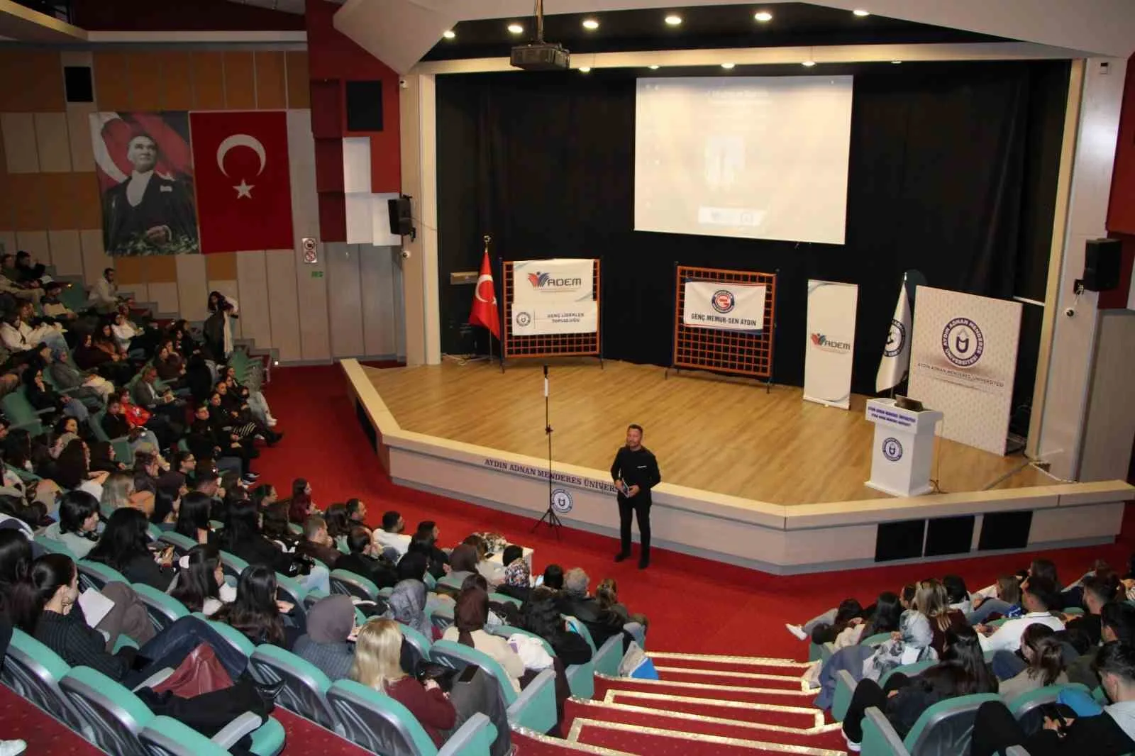 ADÜ ADEM ve Genç Liderler Topluluğu’nun düzenlediği etkinlikte Öğr. Gör.