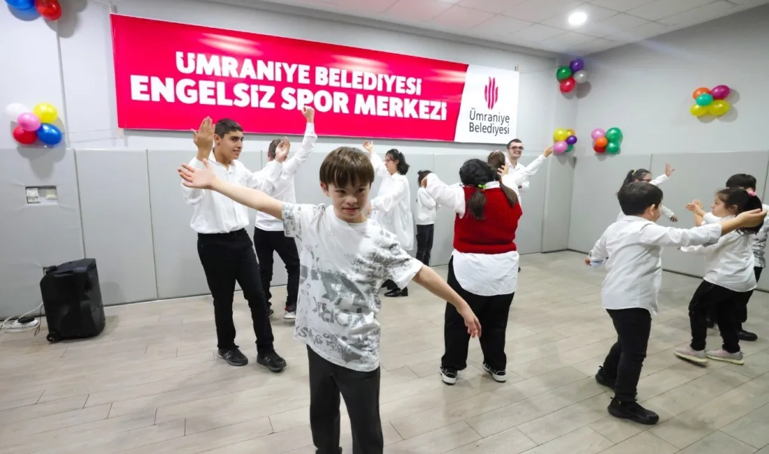 Merkezde ritim dans gösterilerinden atölyelere, palyaçodan halk oyunlarına uzanan dolu