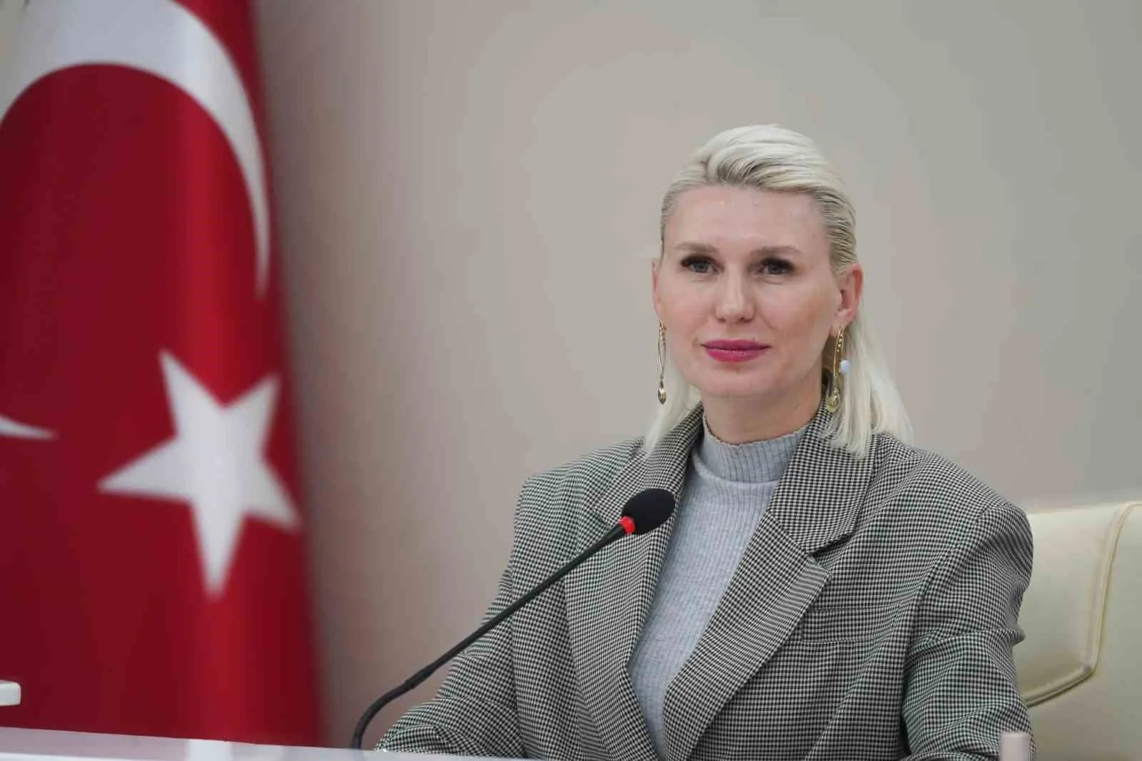 Bilecik Belediye Başkanı Melek Mızrak Subaşı, yılın ilk meclis toplantısında