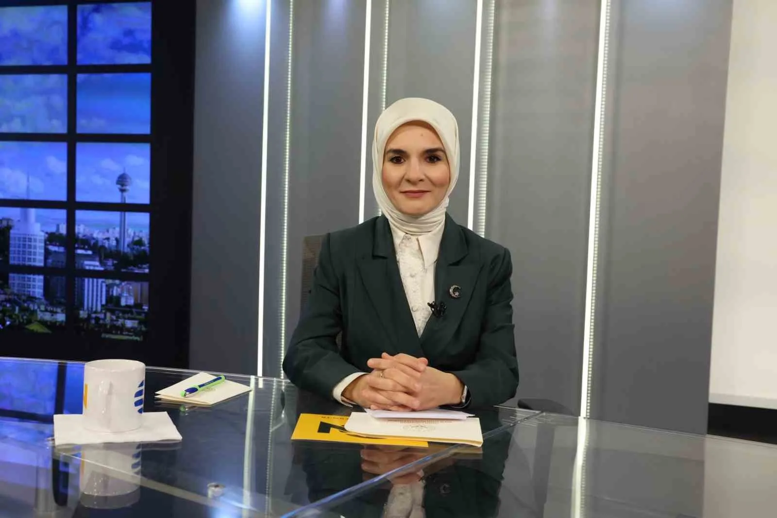 Aile ve Sosyal Hizmetler Bakanı Mahinur Özdemir Göktaş, genç nüfusun