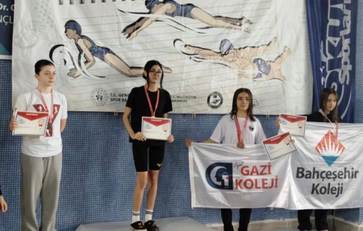 Kırıkkale’de düzenlenen Okul Sporları Yıldızlar Bölge Şampiyonası’nda yarışan Eskişehirli sporcu