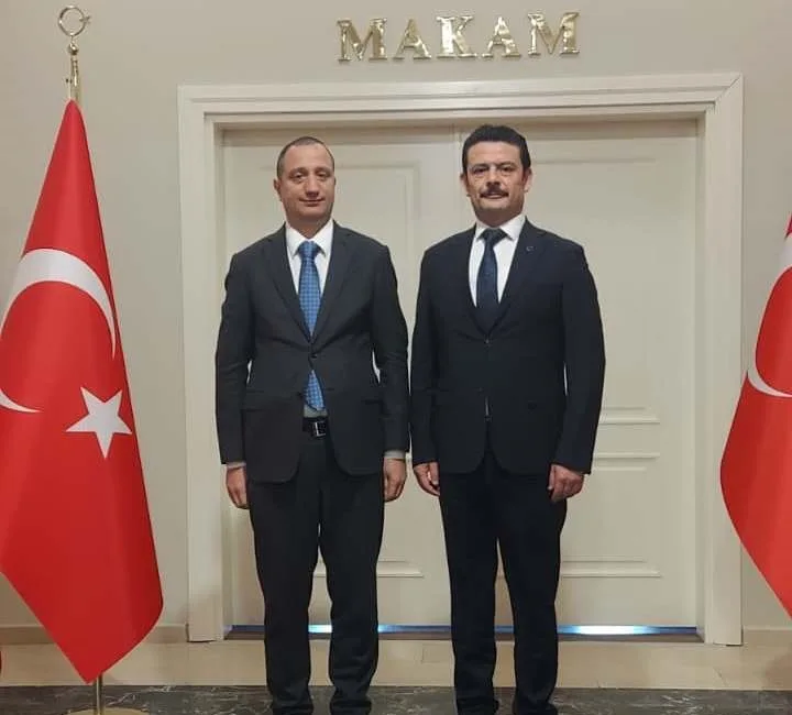 Mersin’in Tarsus ilçesinde İlçe Emniyet Müdürlüğü görevine Berat Günçiçek getirildi.