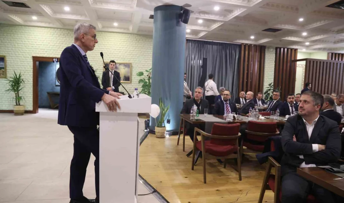 Sağlık Bakanı Kemal Memişoğlu, tıbbi cihaz sektörü temsilcileriyle iftarda buluştu.