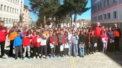 Kütahya’nın Simav ilçesinde AFAD tarafından öğretmen ve öğrencilere Okul Afet