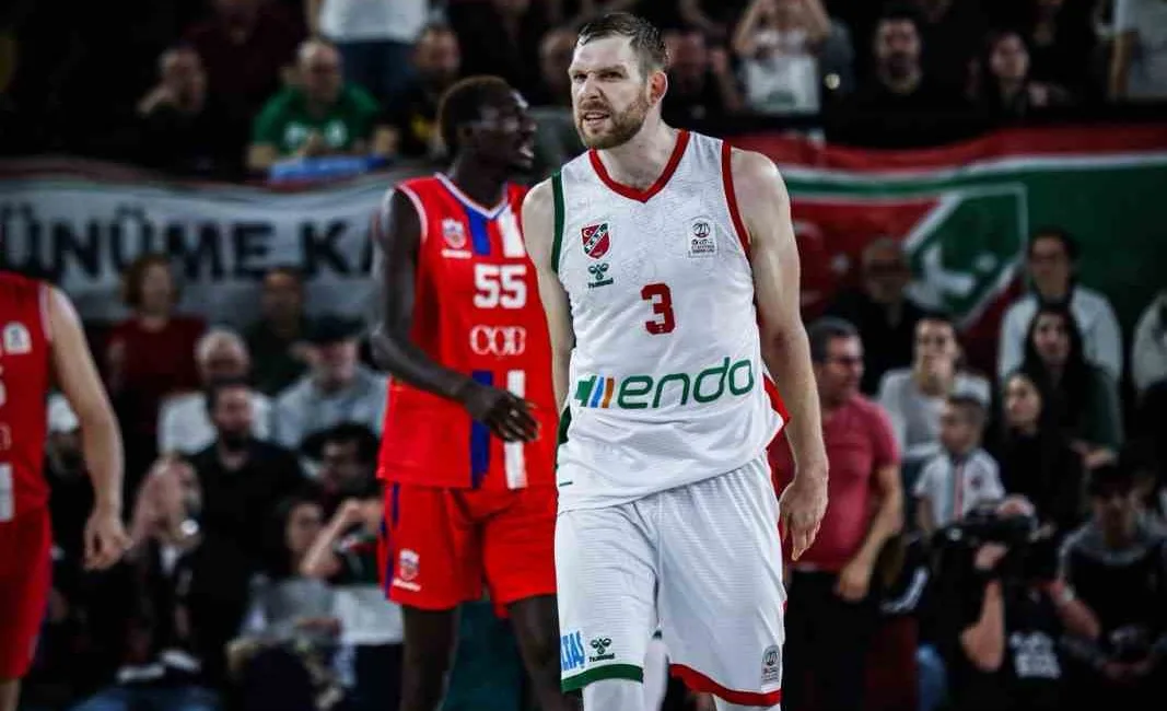 Karşıyaka’nın Polonyalı oyun kurucusu Michal Sokolowski, Büyükçekmece Basketbol karşısındaki performansıyla