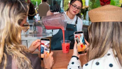 Espressolab, yaz menüsünü duyurdu ve Hollanda’da yeni mağaza açacağını açıkladı.