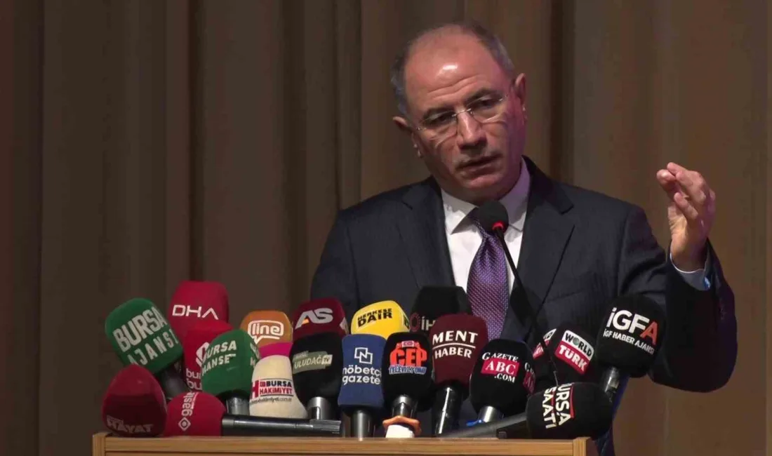 Efkan Ala’dan CHP’ye sert eleştiri…”Muhalefetin içi Orta Doğu kadar karışık” AK Parti Genel Başkanvekili Efkan Âlâ, Kurban Bayramı programında yaptığı