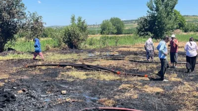 Bursa’nın İnegöl ilçesinde çıkan anız yangını, kısa sürede yayılarak yaklaşık