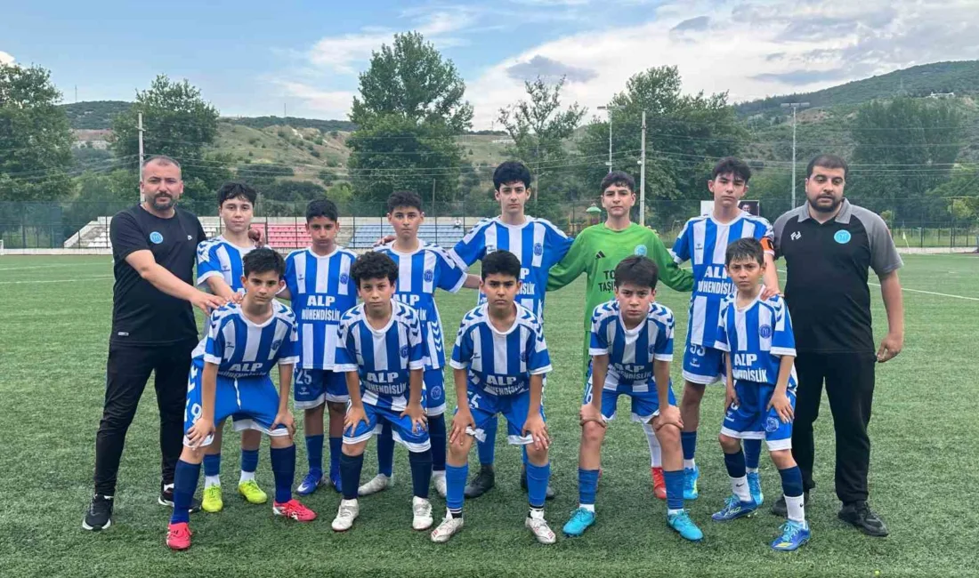 Bilecik U13 Gençler Ligi’nde sezon bitti, gözler play-off maçlarına çevrildi Bilecik U13 Gençler Ligi’nde A ve B Grupları’nda ligler tamamlanırken,
