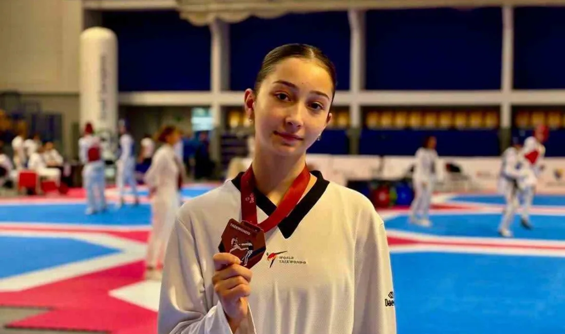 Bilecikli sporcu Neslişah Ençok, Avrupa üçüncüsü oldu. Bosna-Hersek’te düzenlenen Kulüpler