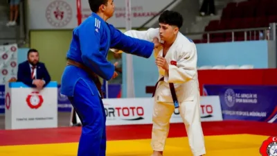 Bilecikli sporcu Eymen Efe Demiröz Türkiye üçüncüsü olarak Avrupa Kupası’na