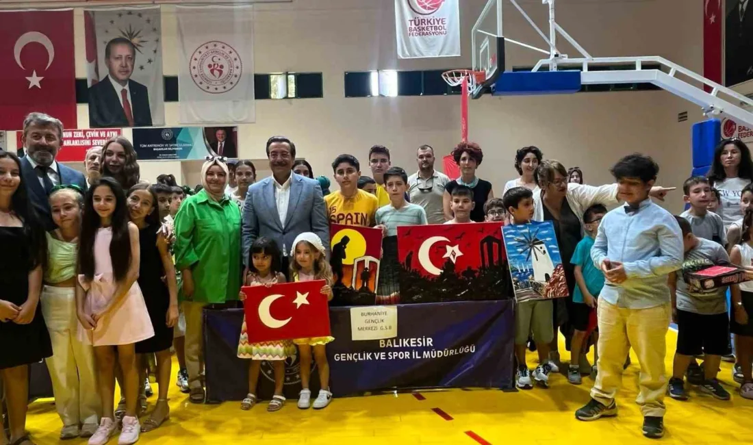 Burhaniye ilçesinde, okulların tatile girmesi ile birlikte gençlerin yaz dönemini
