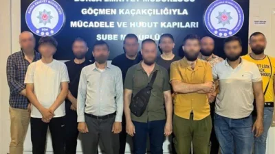 Bursa’da düzensiz göç ve göçmen kaçakçılığıyla mücadele kapsamında gerçekleştirilen denetimlerde