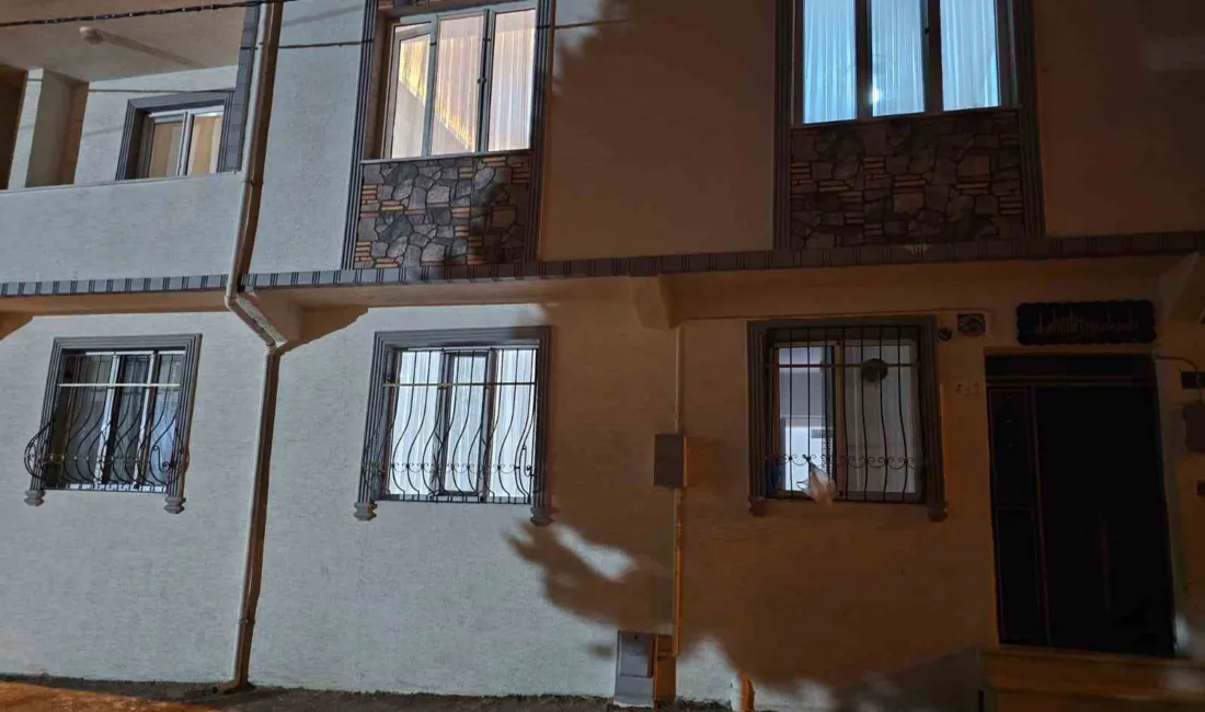 Bursa’nın Yıldırım ilçesinde işten çıktıktan sonra evine gitmek üzere servis