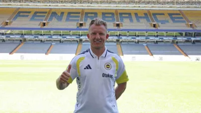 Fenerbahçe, Hollandalı teknik adam Dirk Kuyt’ın, Teknik Direktör İsmail Kartal’ın