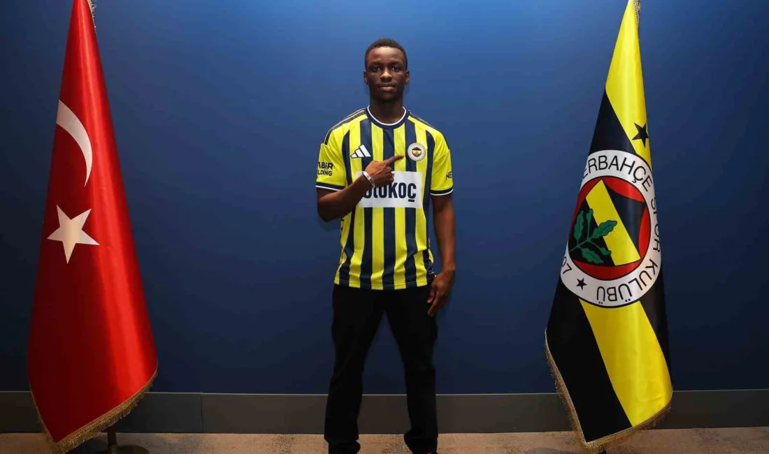 Fenerbahçe, Senegalli genç futbolcu Amara Diouf ile 5 yıllık sözleşme