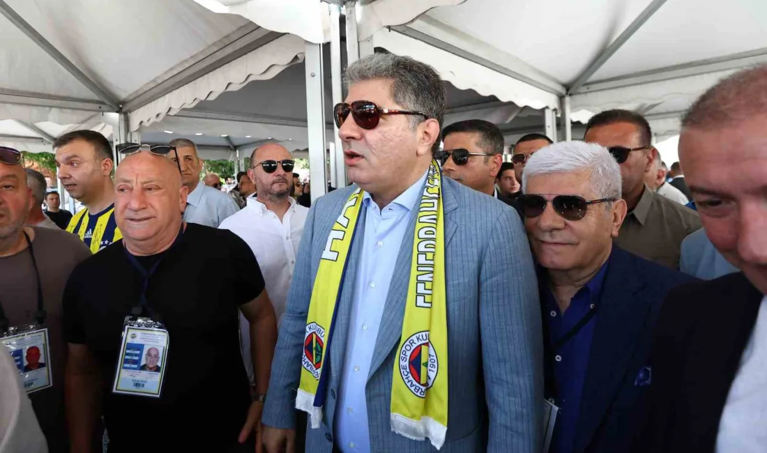 Fenerbahçe genel kurulunda başkan adaylarına yoğun ilgi Fenerbahçe Olağanüstü Seçimli Genel Kurul Toplantısı’nın ikinci gününde oy kullanma