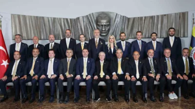 Fenerbahçe’de geçmiş dönemde ayda bir yapılan Yönetim Kurulu toplantıları haftalık