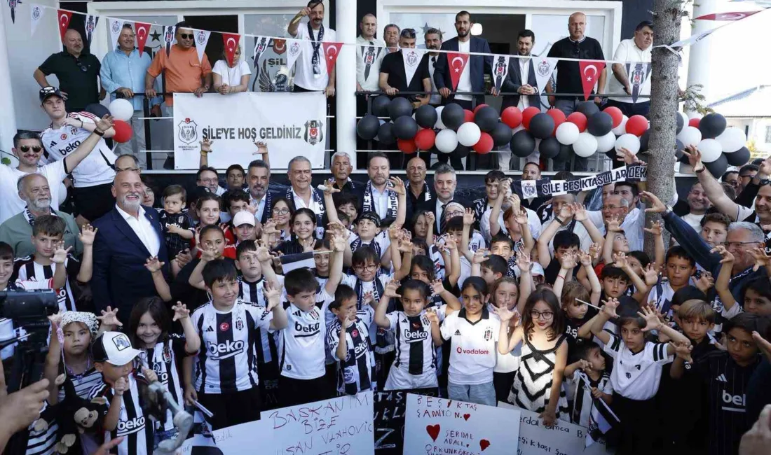 Hakan Daltaban, Şileli Beşiktaşlılarla buluştu Beşiktaş İkinci Başkanı Hakan Daltaban, Şile Beşiktaşlılar Derneği’nin açılış töreninde