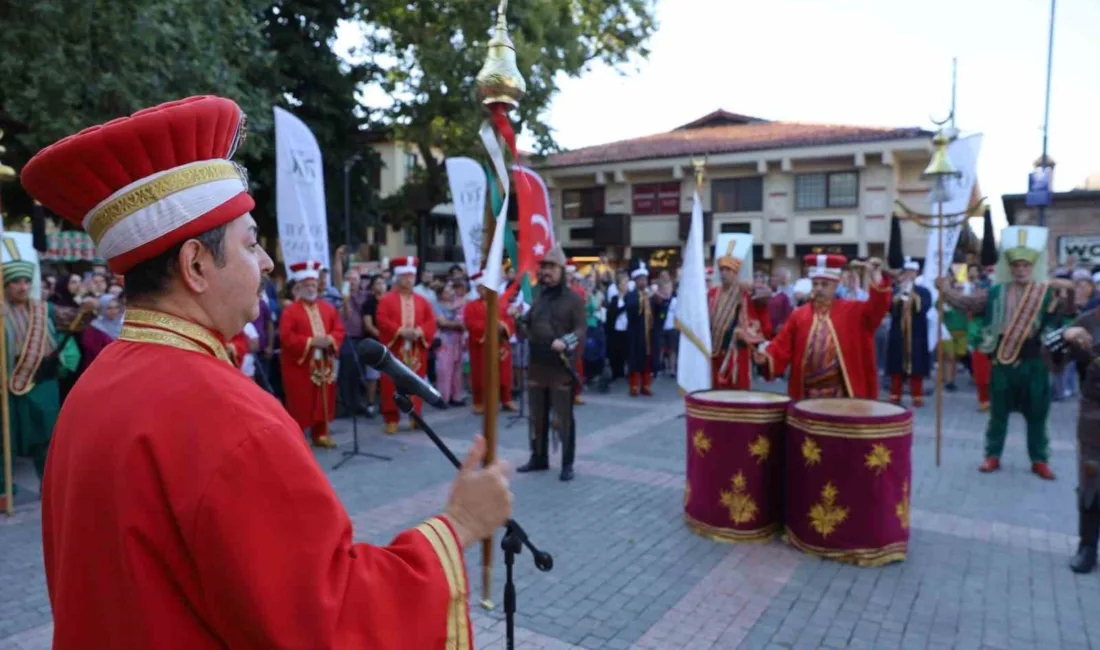 Mehter sesleri bu kez Gazi Orhan Parkı’nda yükseldi Bursa Büyükşehir Belediyesi, Bursa’nın Fethi’nin 700. yıl dönümü etkinlikleri çerçevesinde